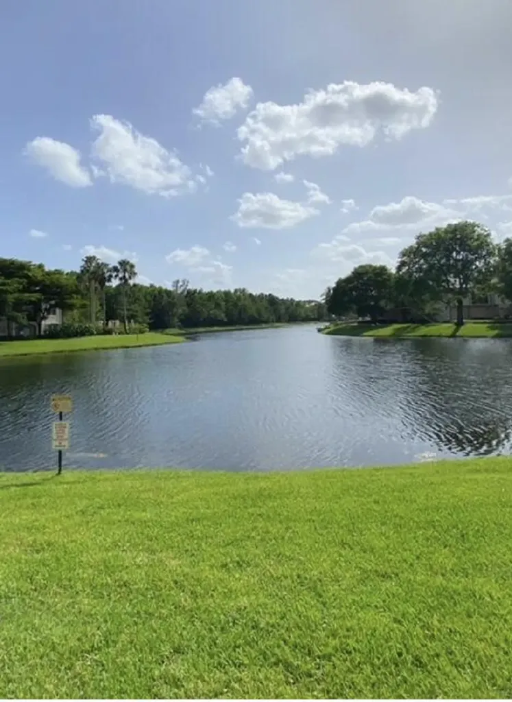 400 N Crestwood Court Court N Royal Palm Beach FL 33411