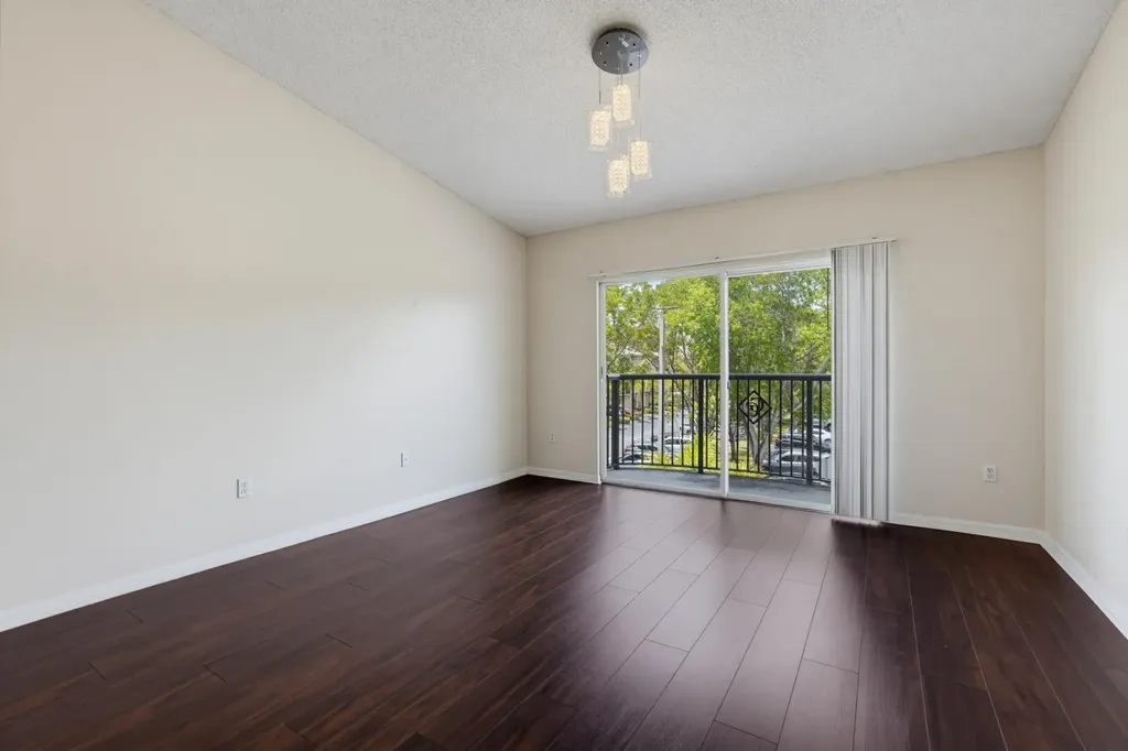 400 N Crestwood Court Court N Royal Palm Beach FL 33411