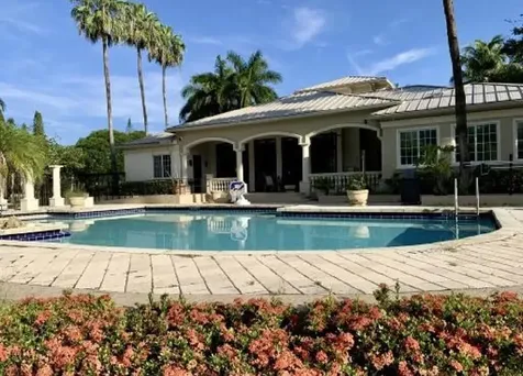 400 N Crestwood Court Court N Royal Palm Beach FL 33411