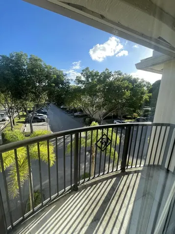400 N Crestwood Court Court N Royal Palm Beach FL 33411