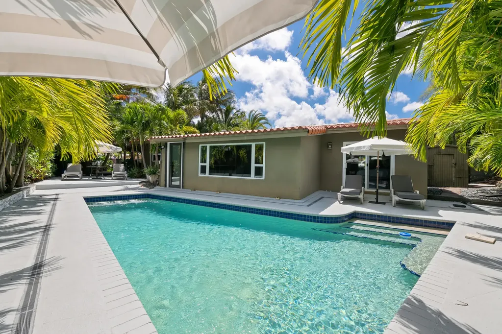 5210 NE 17th Terrace Fort Lauderdale FL 33334