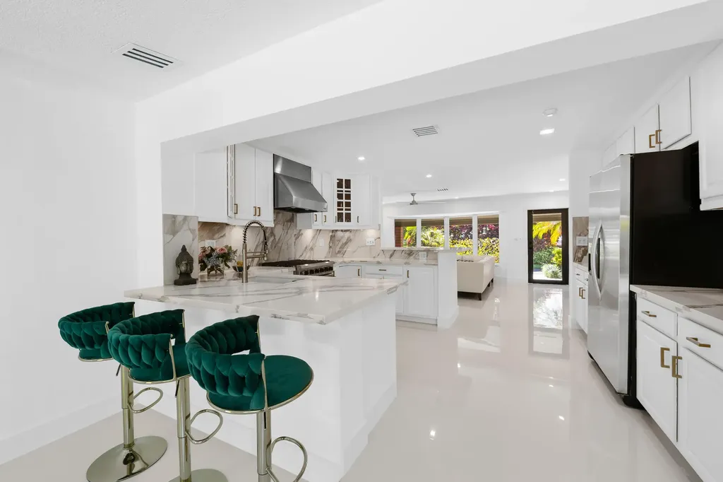 5210 NE 17th Terrace Fort Lauderdale FL 33334