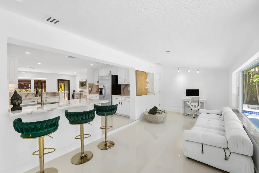 5210 NE 17th Terrace Fort Lauderdale FL 33334