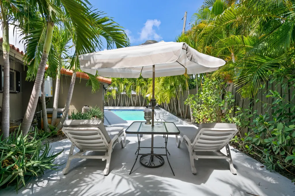 5210 NE 17th Terrace Fort Lauderdale FL 33334