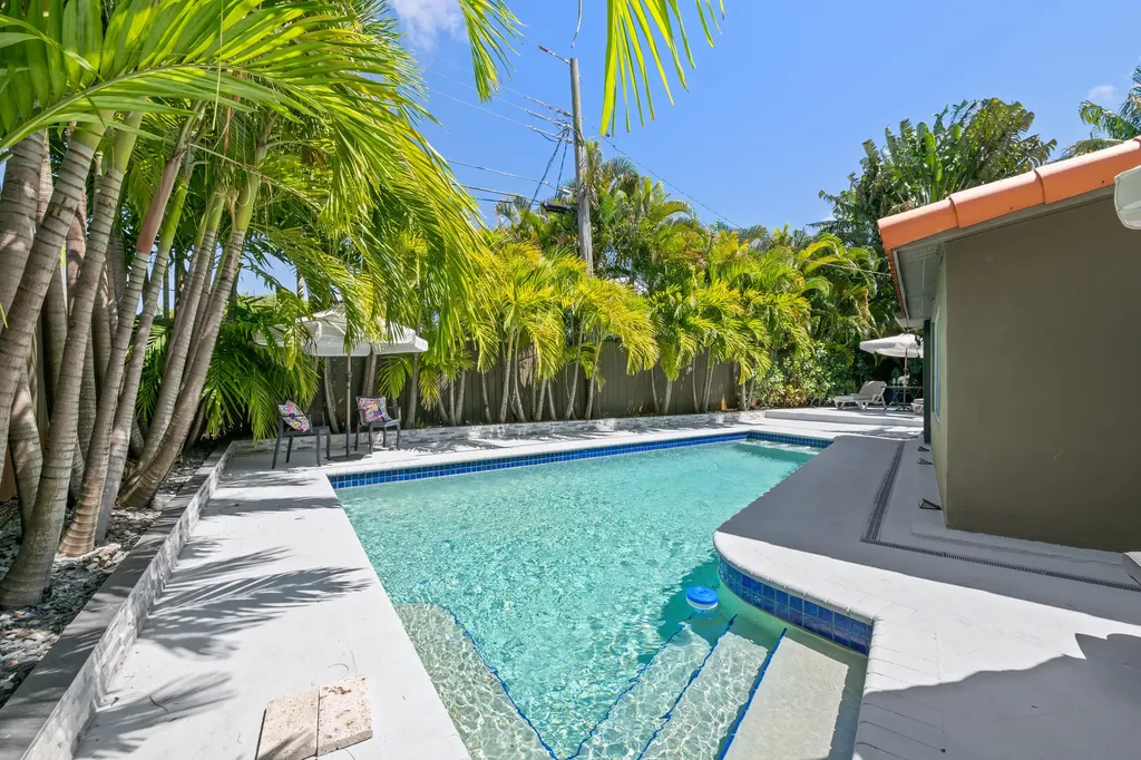 5210 NE 17th Terrace Fort Lauderdale FL 33334
