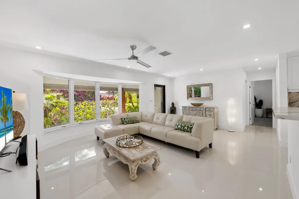 5210 NE 17th Terrace Fort Lauderdale FL 33334