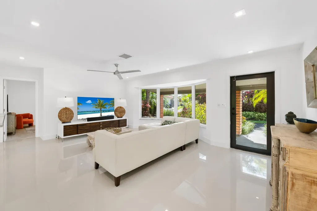 5210 NE 17th Terrace Fort Lauderdale FL 33334