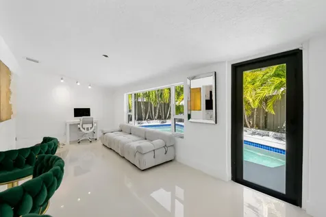 5210 NE 17th Terrace Fort Lauderdale FL 33334