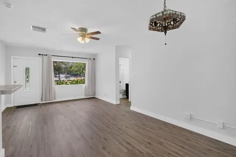 540 NE 61st Court Oakland Park FL 33334