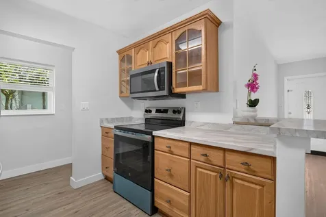 540 NE 61st Court Oakland Park FL 33334