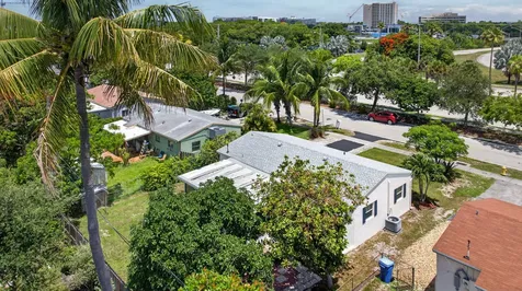 540 NE 61st Court Oakland Park FL 33334