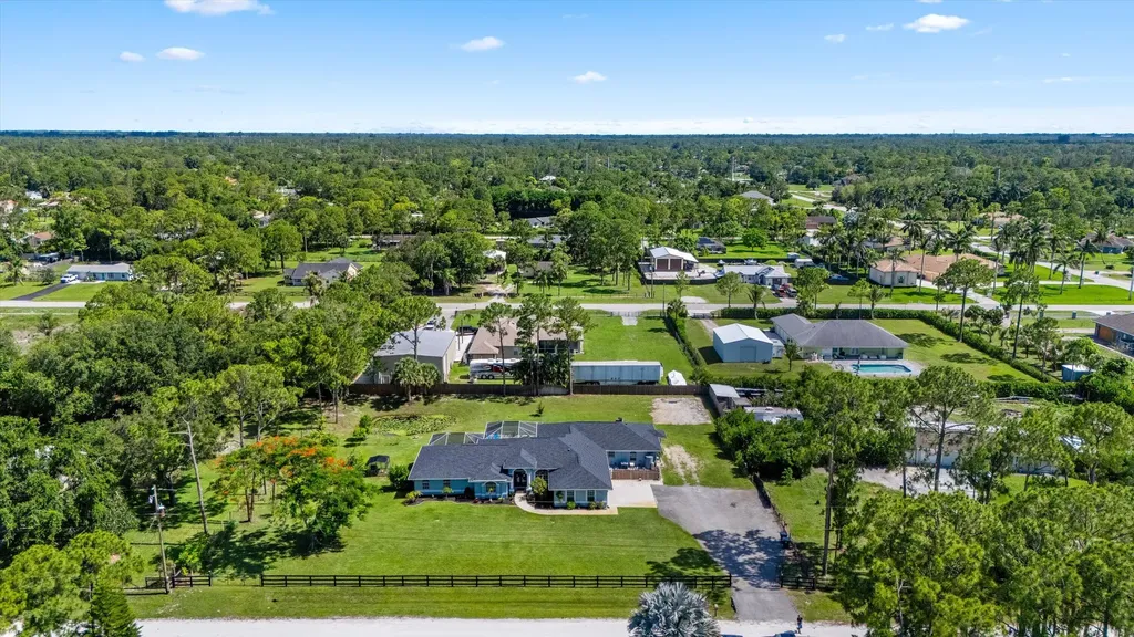 14862 85th Road N The Acreage FL 33470