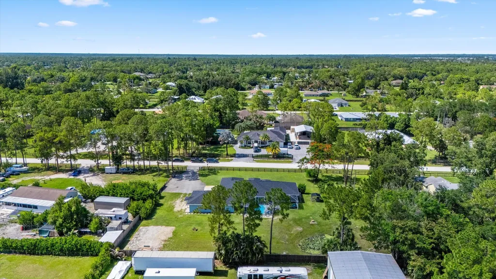 14862 85th Road N The Acreage FL 33470