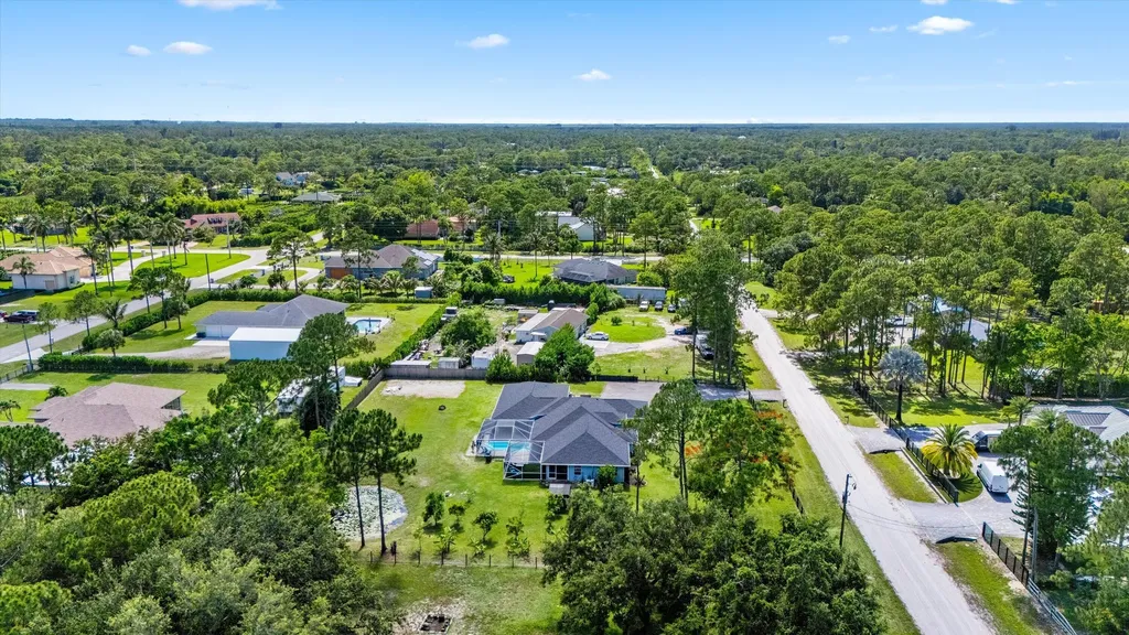 14862 85th Road N The Acreage FL 33470