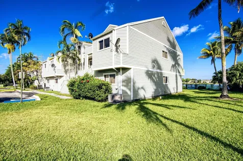 3401 NW 44th Street Lauderdale Lakes FL 33309