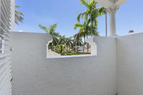 366 Sweet Bay Avenue Plantation FL 33324