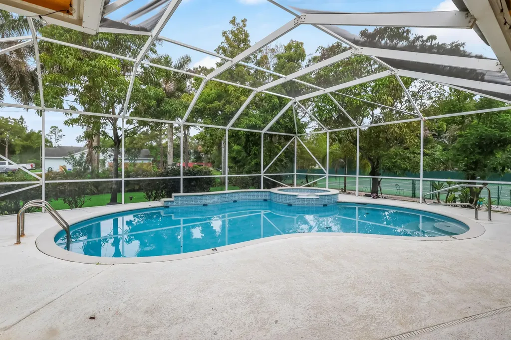 8023 N 120th Avenue Avenue N The Acreage FL 33412