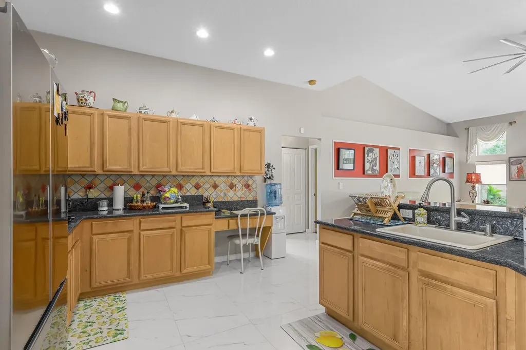 8023 N 120th Avenue Avenue N The Acreage FL 33412