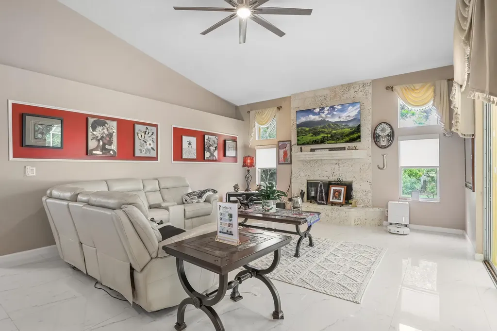 8023 N 120th Avenue Avenue N The Acreage FL 33412