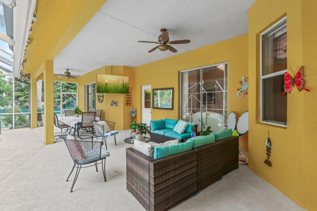 8023 N 120th Avenue Avenue N The Acreage FL 33412