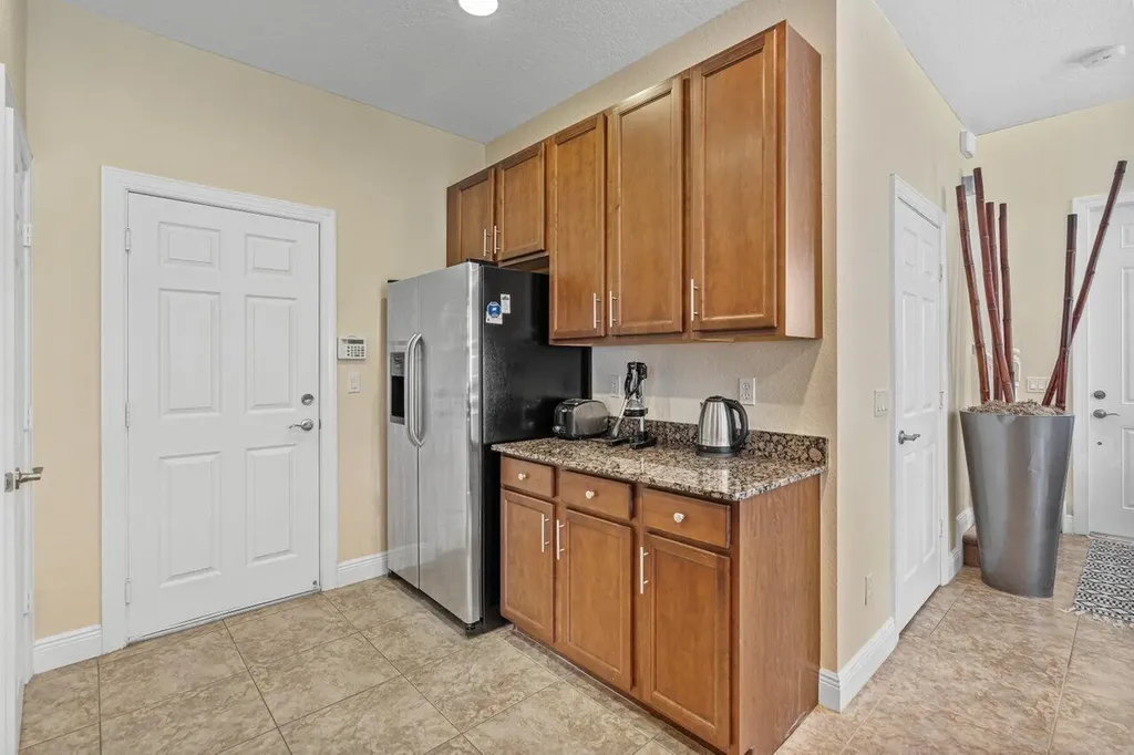 5009 Dulce Court Palm Beach Gardens FL 33418