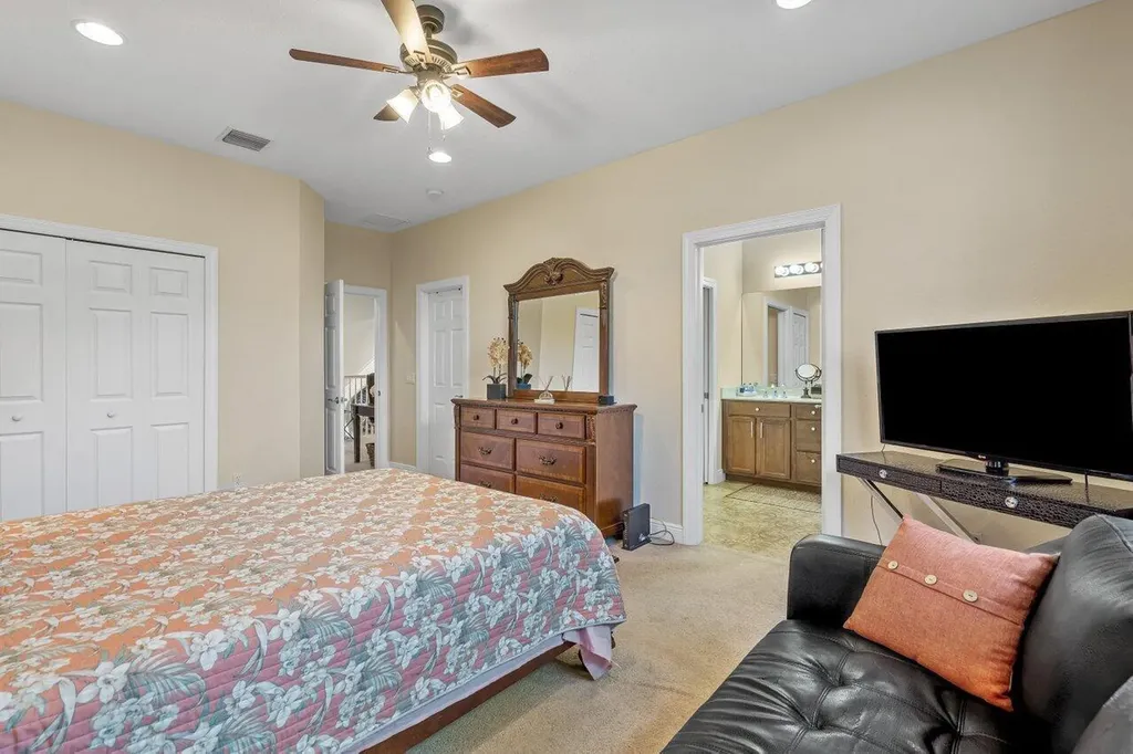 5009 Dulce Court Palm Beach Gardens FL 33418