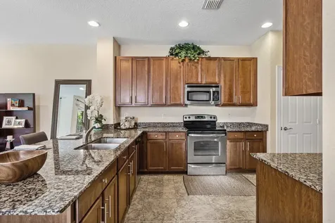 5009 Dulce Court Palm Beach Gardens FL 33418