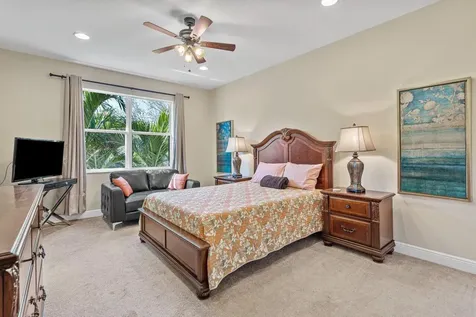 5009 Dulce Court Palm Beach Gardens FL 33418