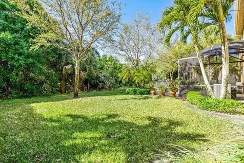 5009 Dulce Court Palm Beach Gardens FL 33418