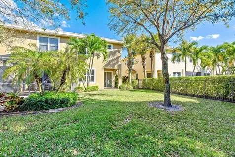 5009 Dulce Court Palm Beach Gardens FL 33418