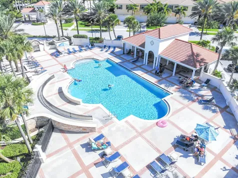 5009 Dulce Court Palm Beach Gardens FL 33418