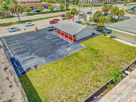 610 Northlake Boulevard Lake Park FL 33408
