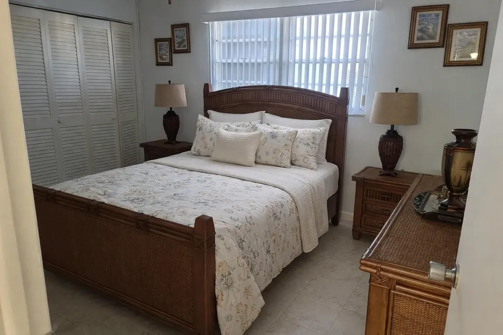 120 Lehane Terrace North Palm Beach FL 33408