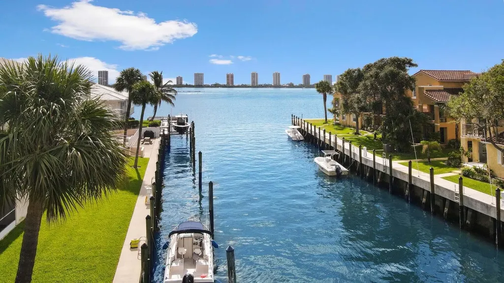 120 Lehane Terrace North Palm Beach FL 33408
