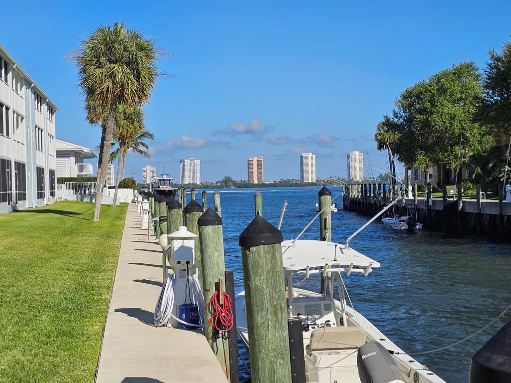 120 Lehane Terrace North Palm Beach FL 33408