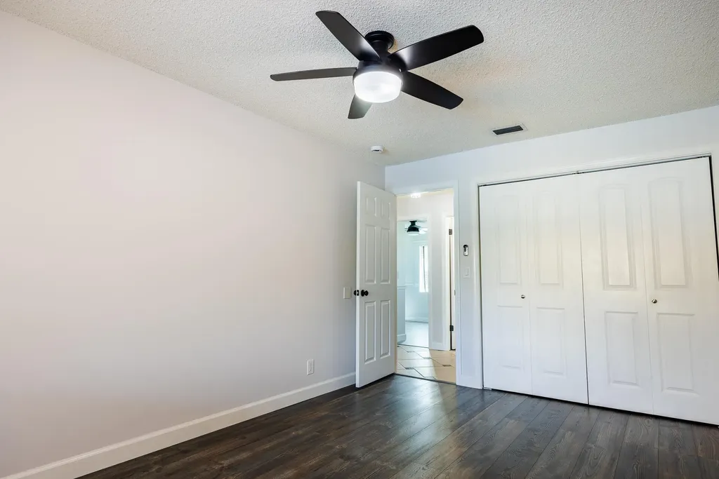 10670 NW 42nd Drive Coral Springs FL 33065