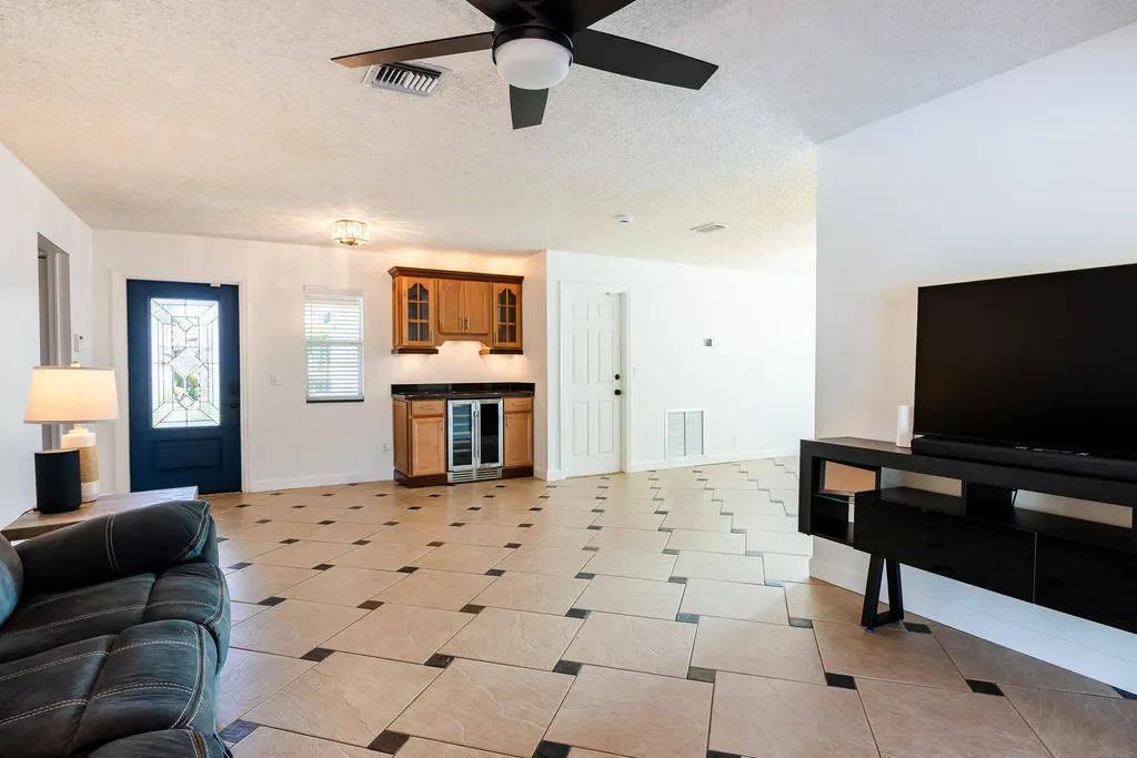 10670 NW 42nd Drive Coral Springs FL 33065