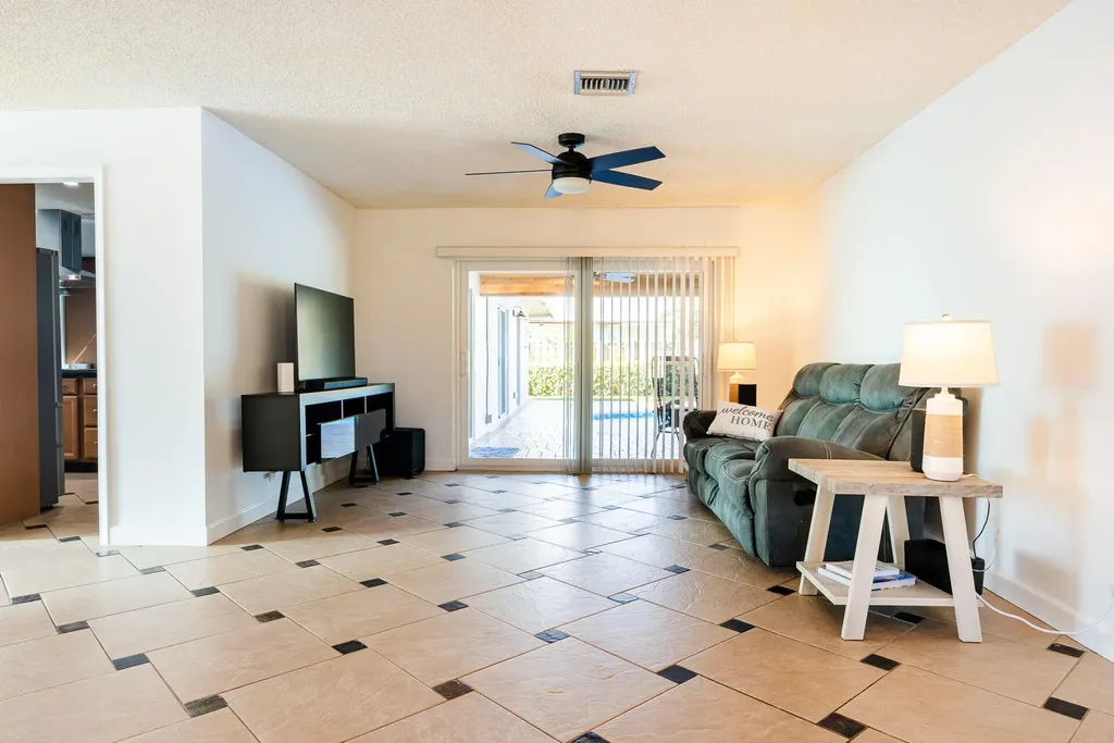 10670 NW 42nd Drive Coral Springs FL 33065