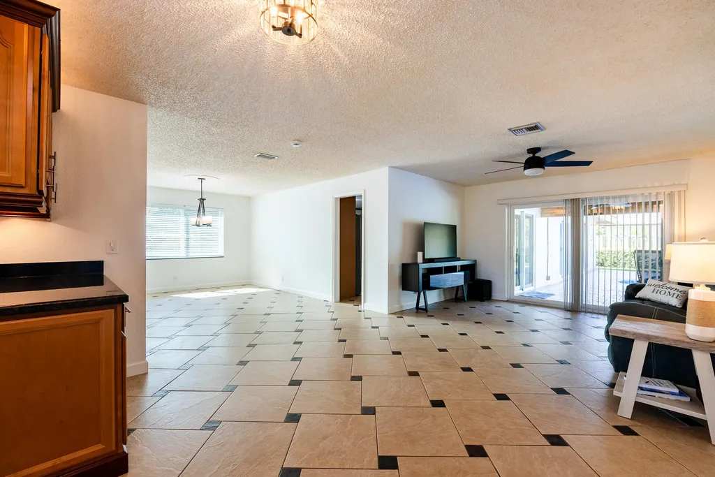10670 NW 42nd Drive Coral Springs FL 33065