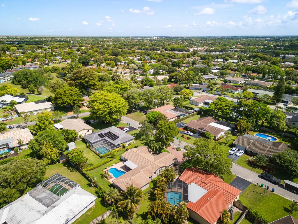 10670 NW 42nd Drive Coral Springs FL 33065