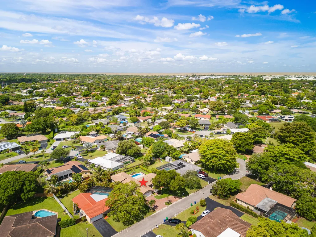 10670 NW 42nd Drive Coral Springs FL 33065