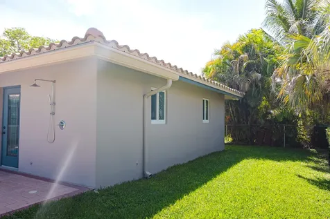 10670 NW 42nd Drive Coral Springs FL 33065