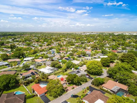 10670 NW 42nd Drive Coral Springs FL 33065