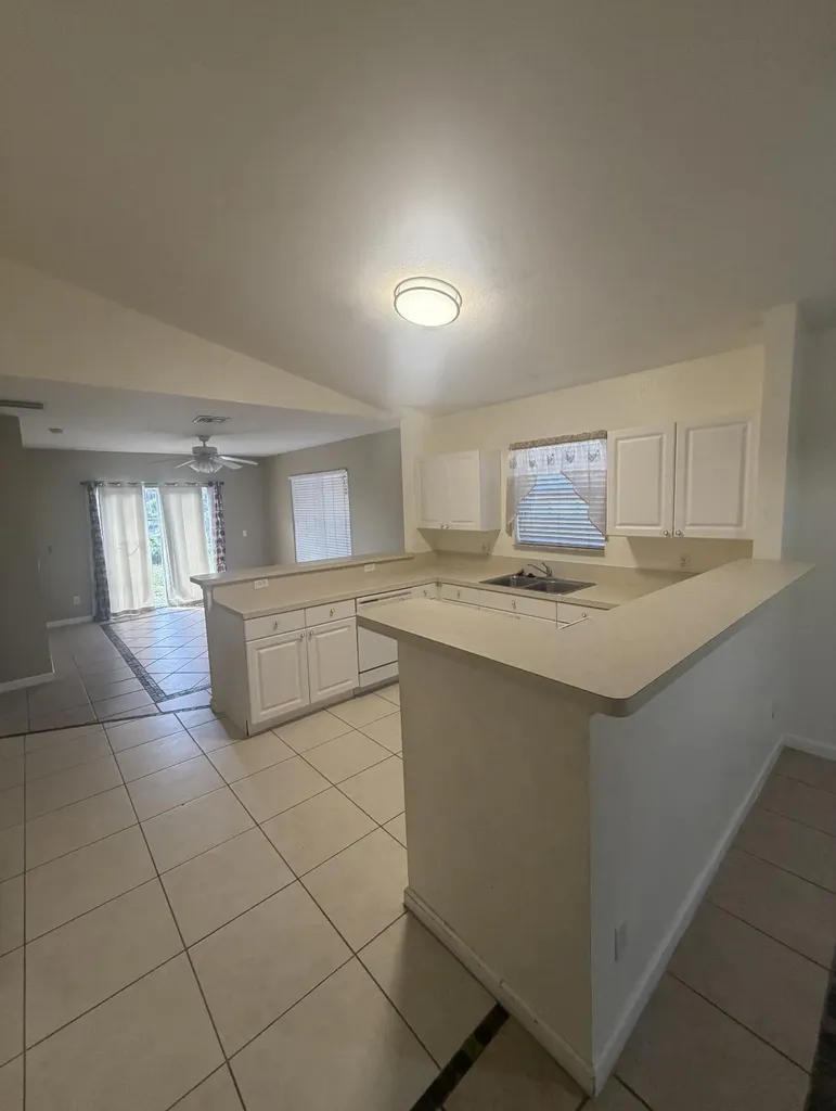 2109 Dock Street West Palm Beach FL 33401