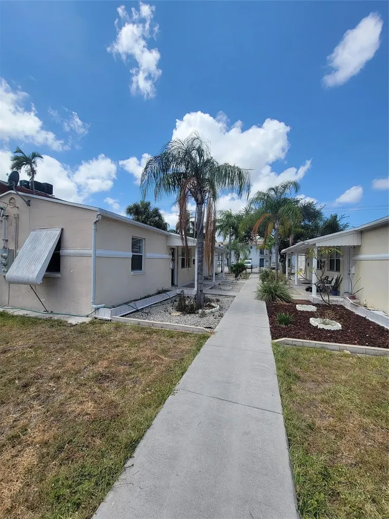 1822 Johnson Street Hollywood FL 33020