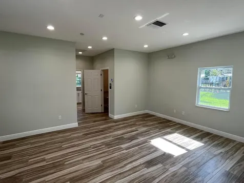 2210 S 40th Street Fort Pierce FL 34947