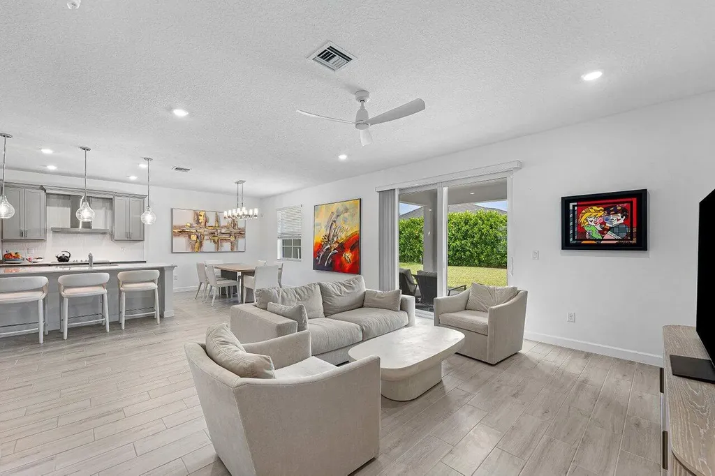 9298 Pearch Lane Boynton Beach FL 33437