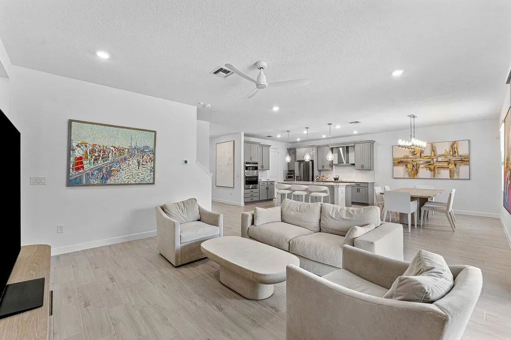 9298 Pearch Lane Boynton Beach FL 33437