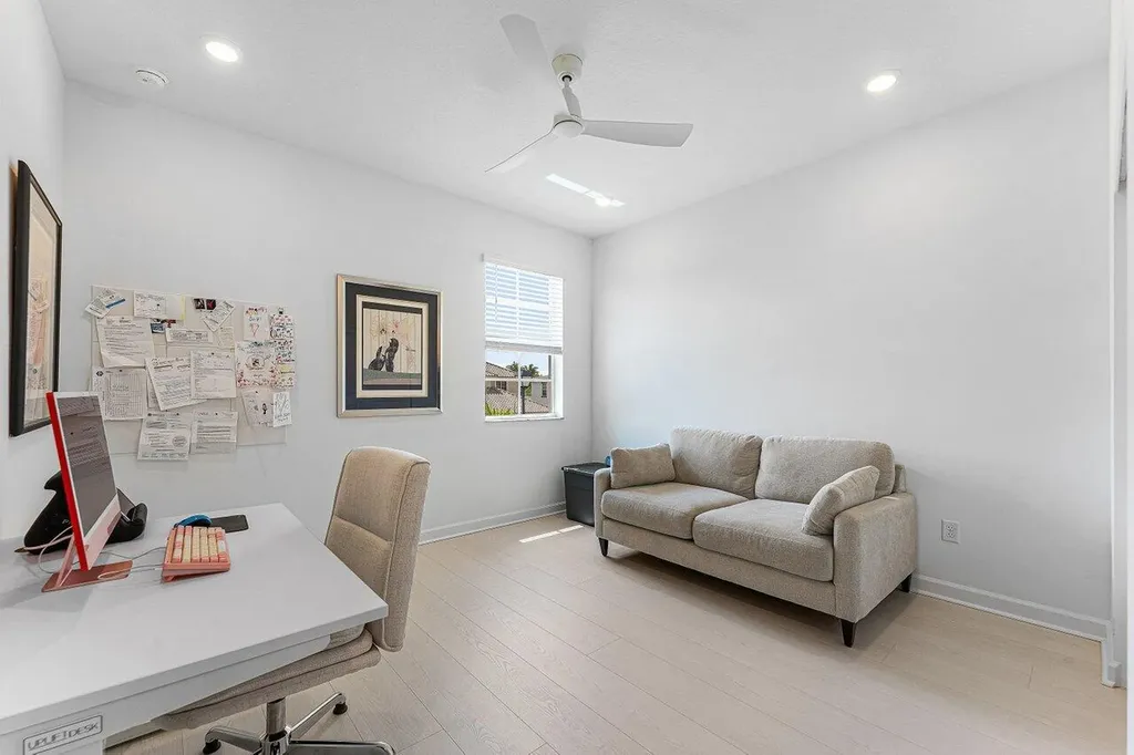 9298 Pearch Lane Boynton Beach FL 33437