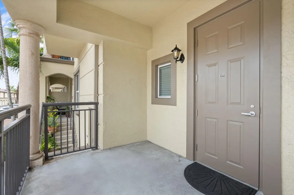 2617 NE 14th Avenue Wilton Manors FL 33334